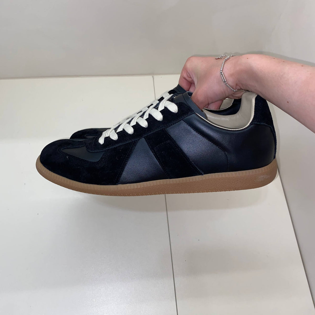 MAISON MARGIELA REPLICA BLACK SNEAKERS