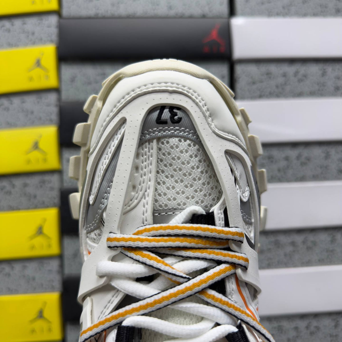 BALENCIAGA TRACK 1.0 WHITE SNEAKERS