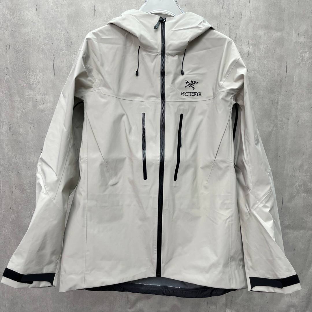 ARCTERYX ALPHA SV BLACK JACKET