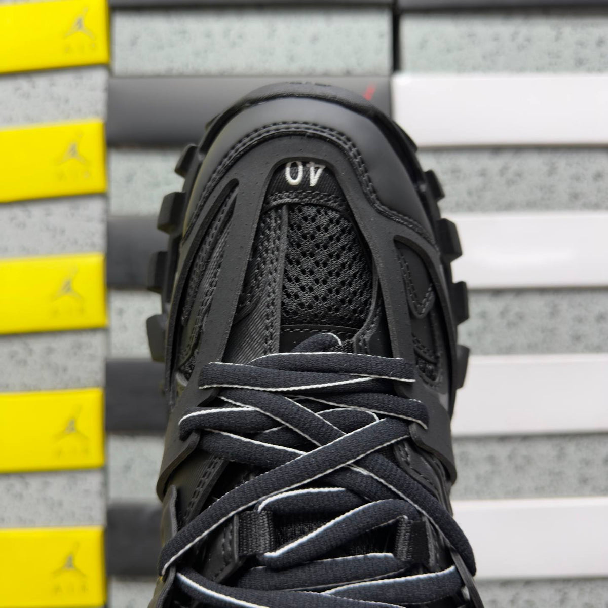 BALENCIAGA TRACK 1.0 BLACK SNEAKERS