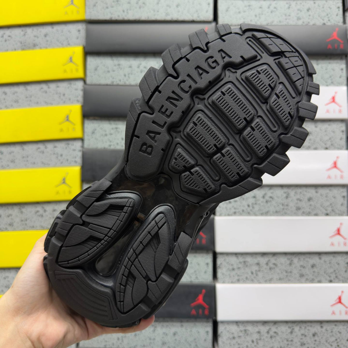 BALENCIAGA TRACK 1.0 BLACK SNEAKERS