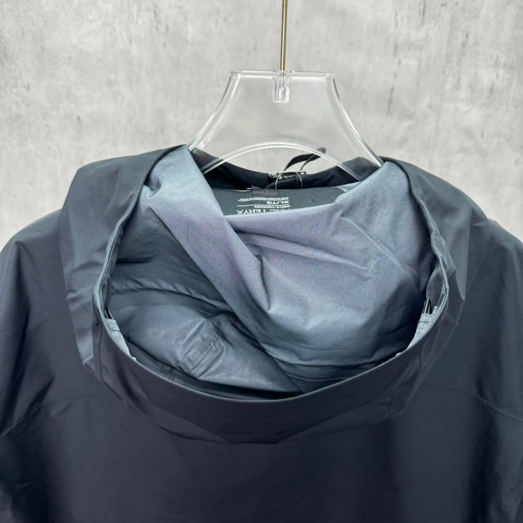 ARCTERYX ALPHA LT BLACK JACKET