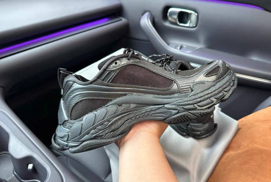 BALENCIAGA TRIPLE S BLACK SNEAKERS