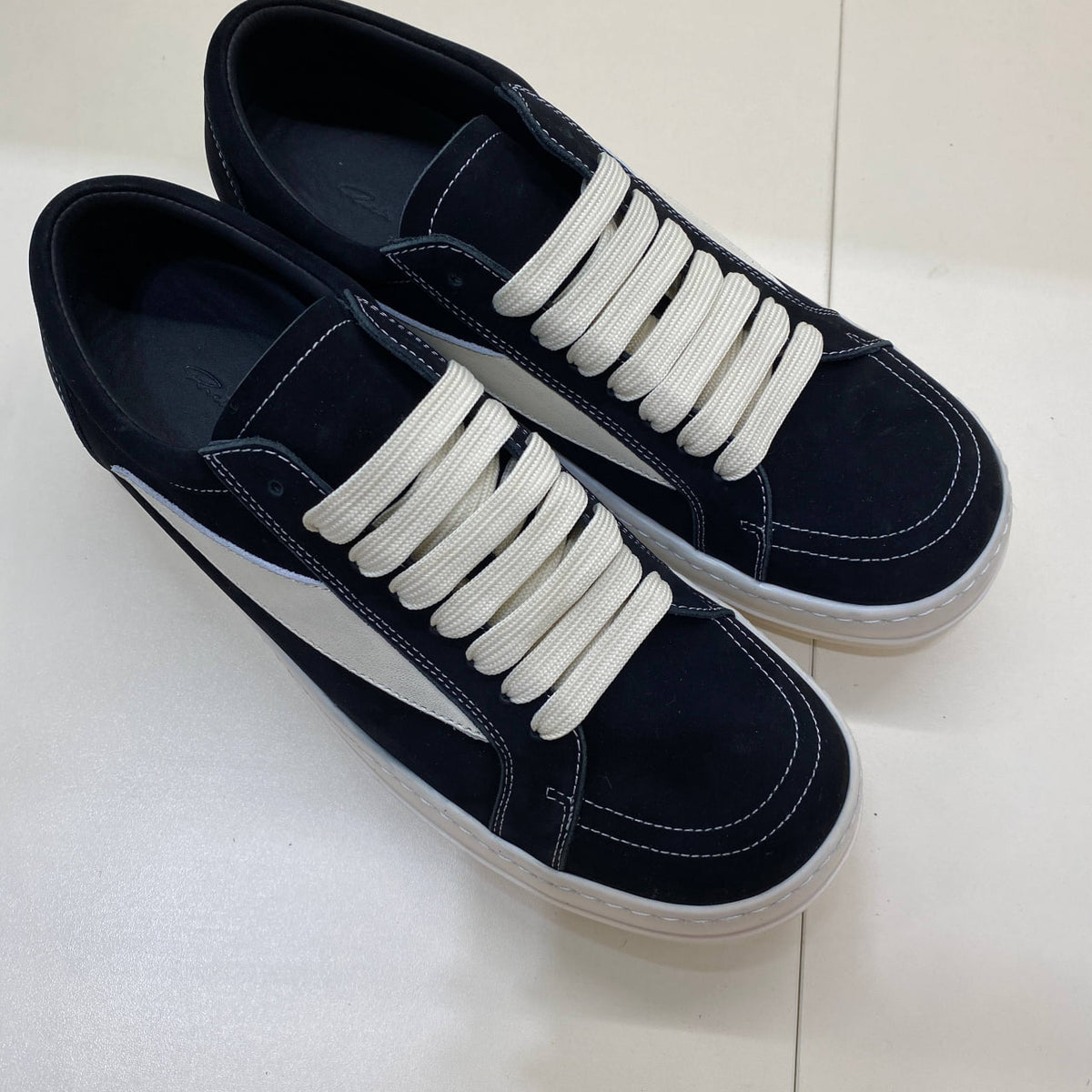 RICK OWENS STROBE VINTAGE LOW BLACK SUEDE