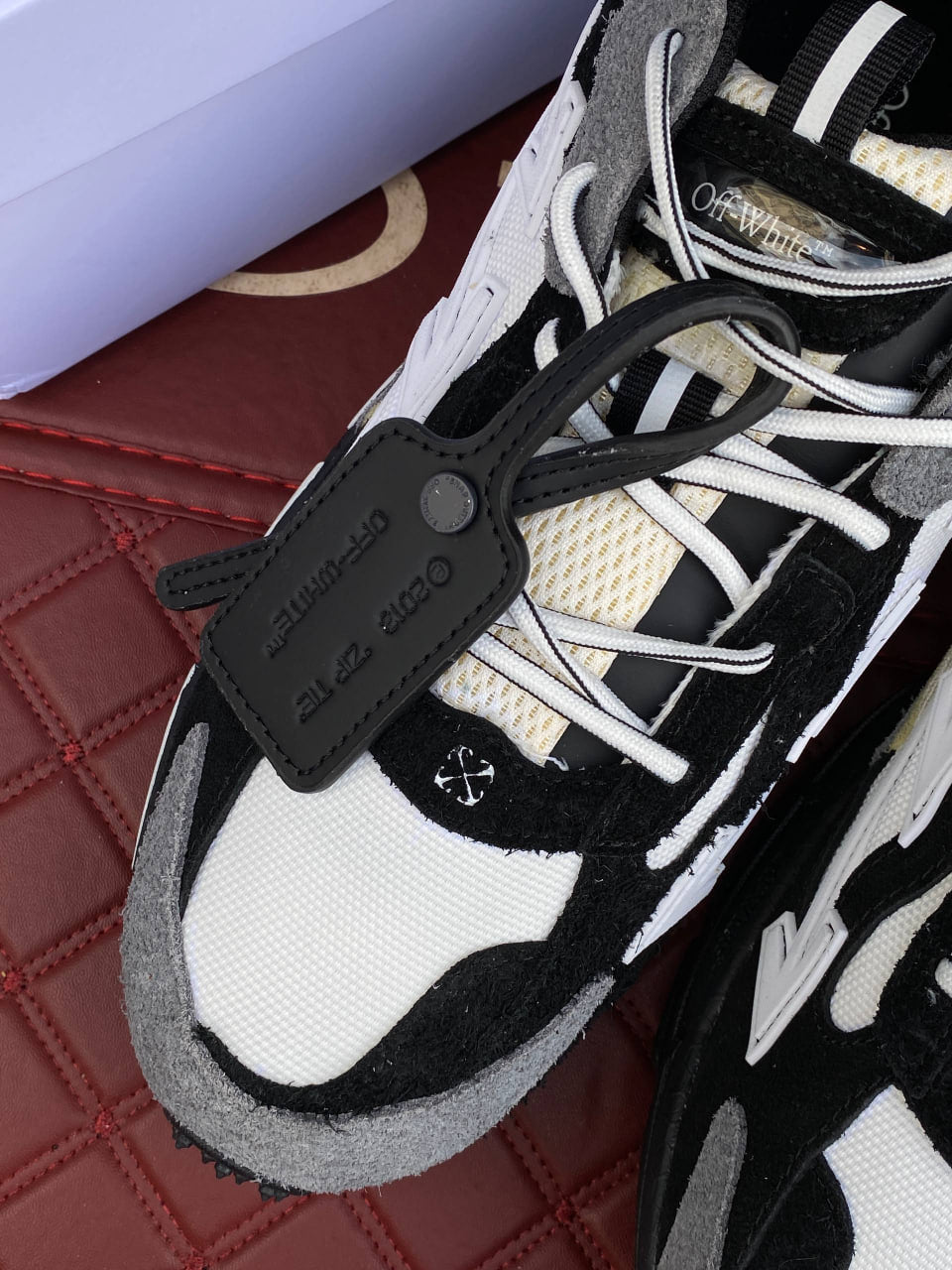 OFF WHITE BE RIGHT BACK LIGHT GREY SNEAKERS