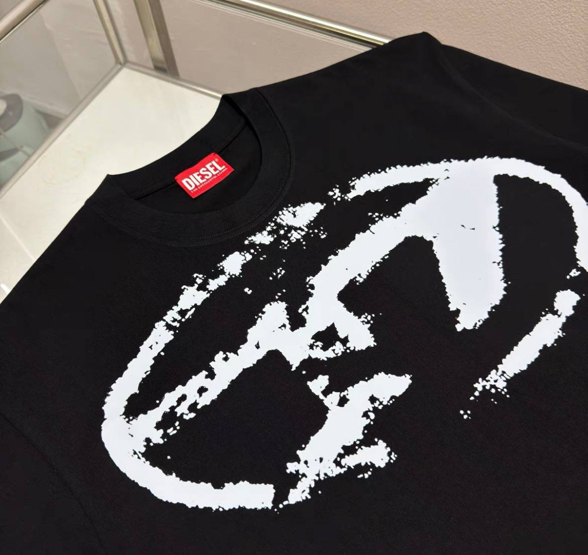 DIESEL BLACK SWEATSHIRT