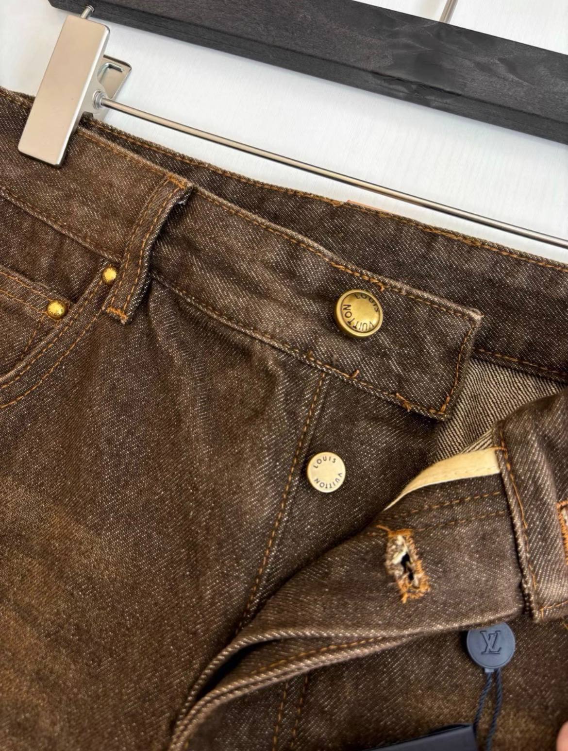 LOUIS VUITTON COFFE INDIGO DENIM SKATE PANTS