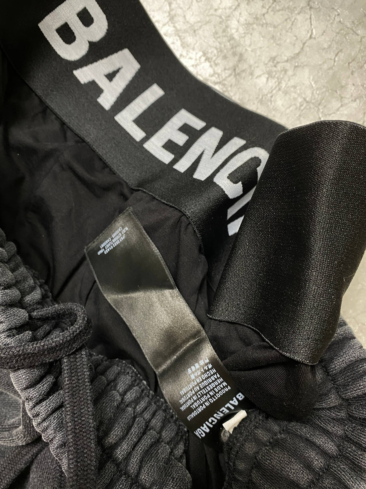 BALENCIAGA BOXER SWEATPANTS BLACK