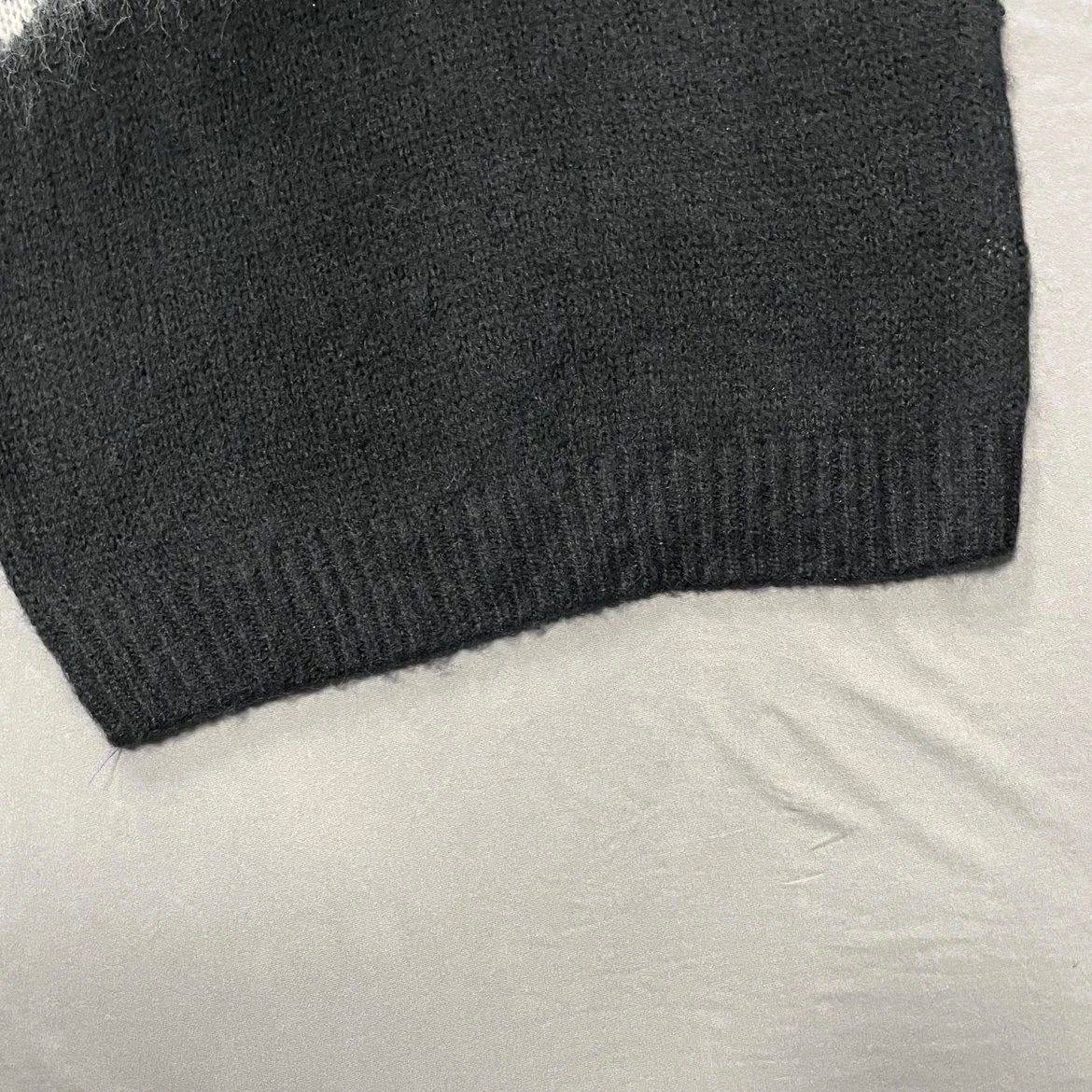 SAINT LAURENT SWEATER