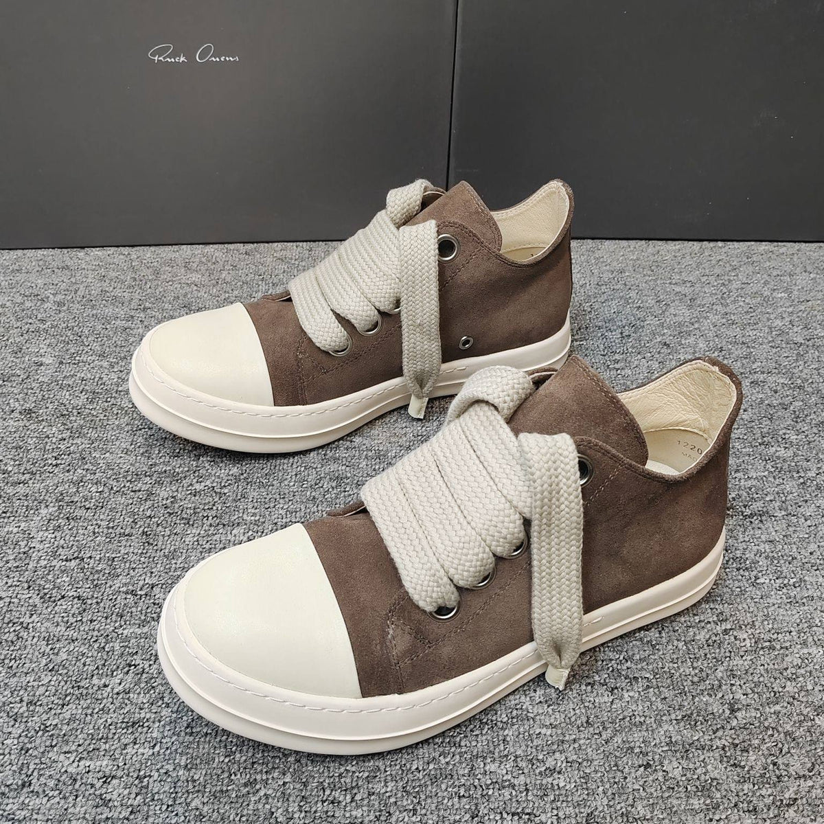 RICK OWENS JUMBOLACE LOW BROWN SNEAKERS