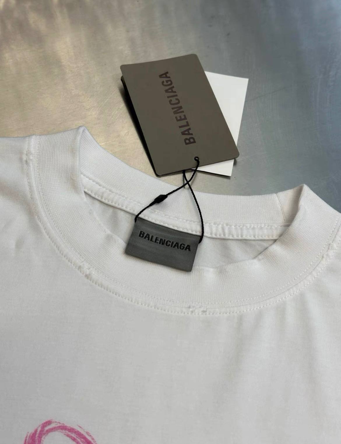 BALENCIAGA T-SHIRT