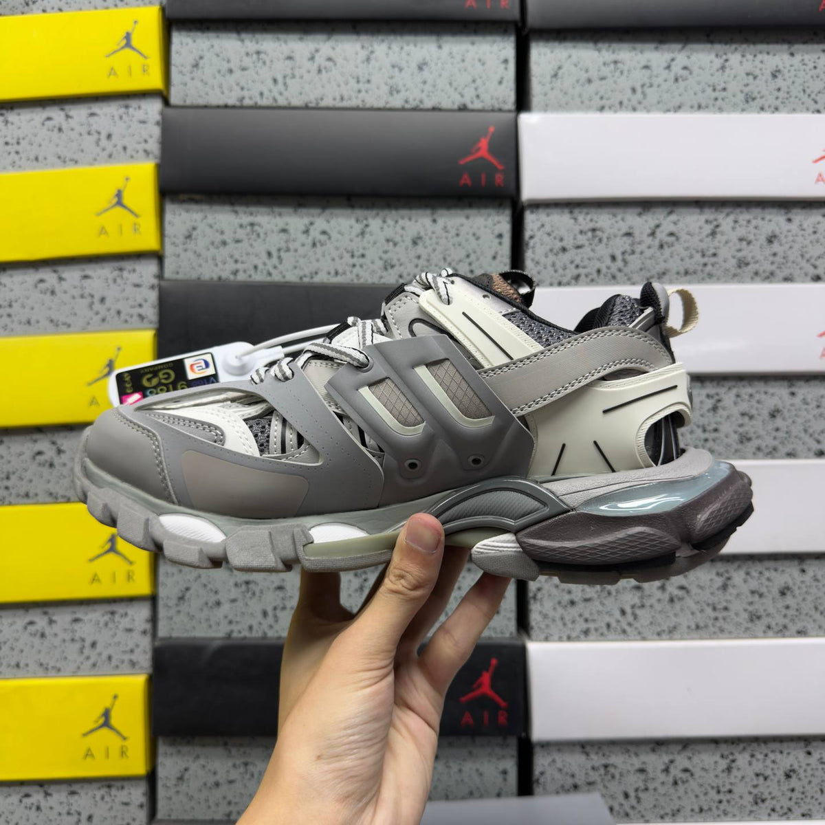 BALENCIAGA TRACK 1.0 GREY SNEAKERS