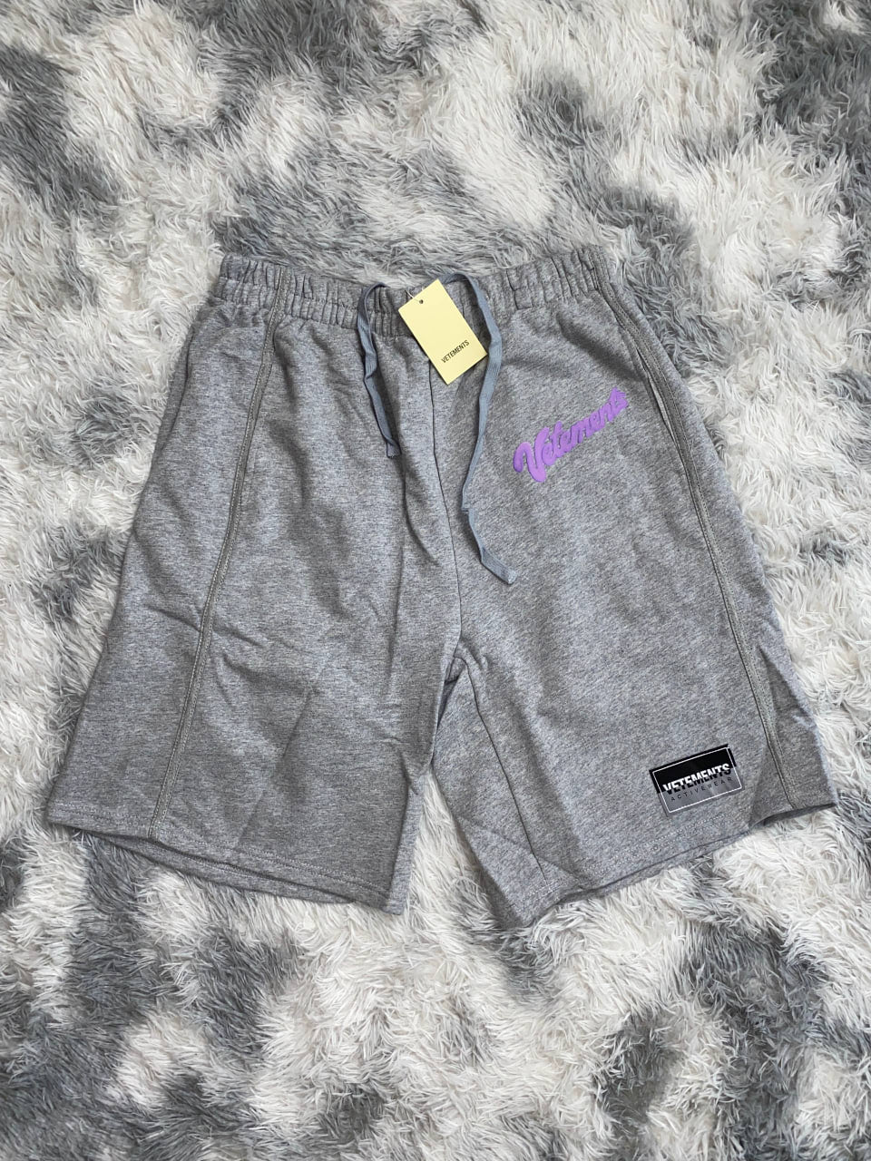 VETEMENTS SHORTS