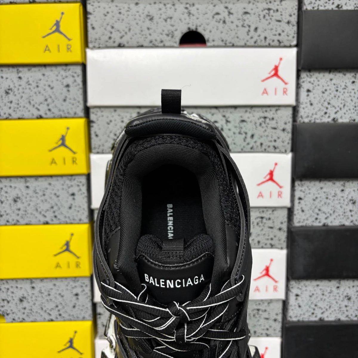 BALENCIAGA TRACK 1.0 BLACK SNEAKERS
