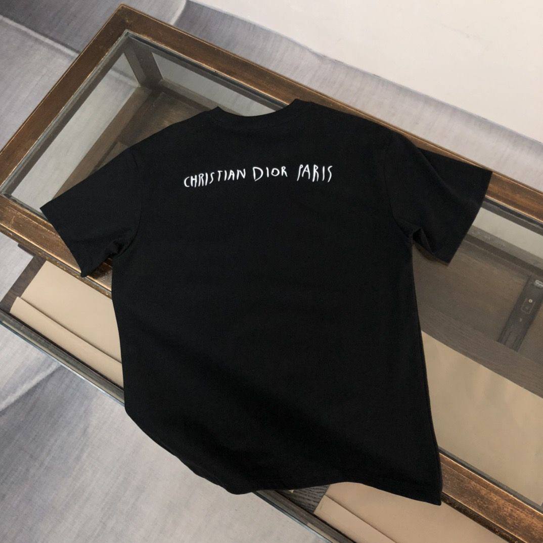 DIOR T-SHIRT