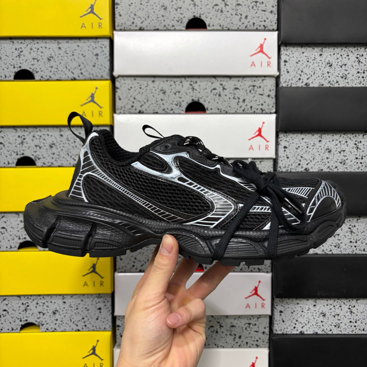 BALENCIAGA 3XL BLACK SNEAKERS