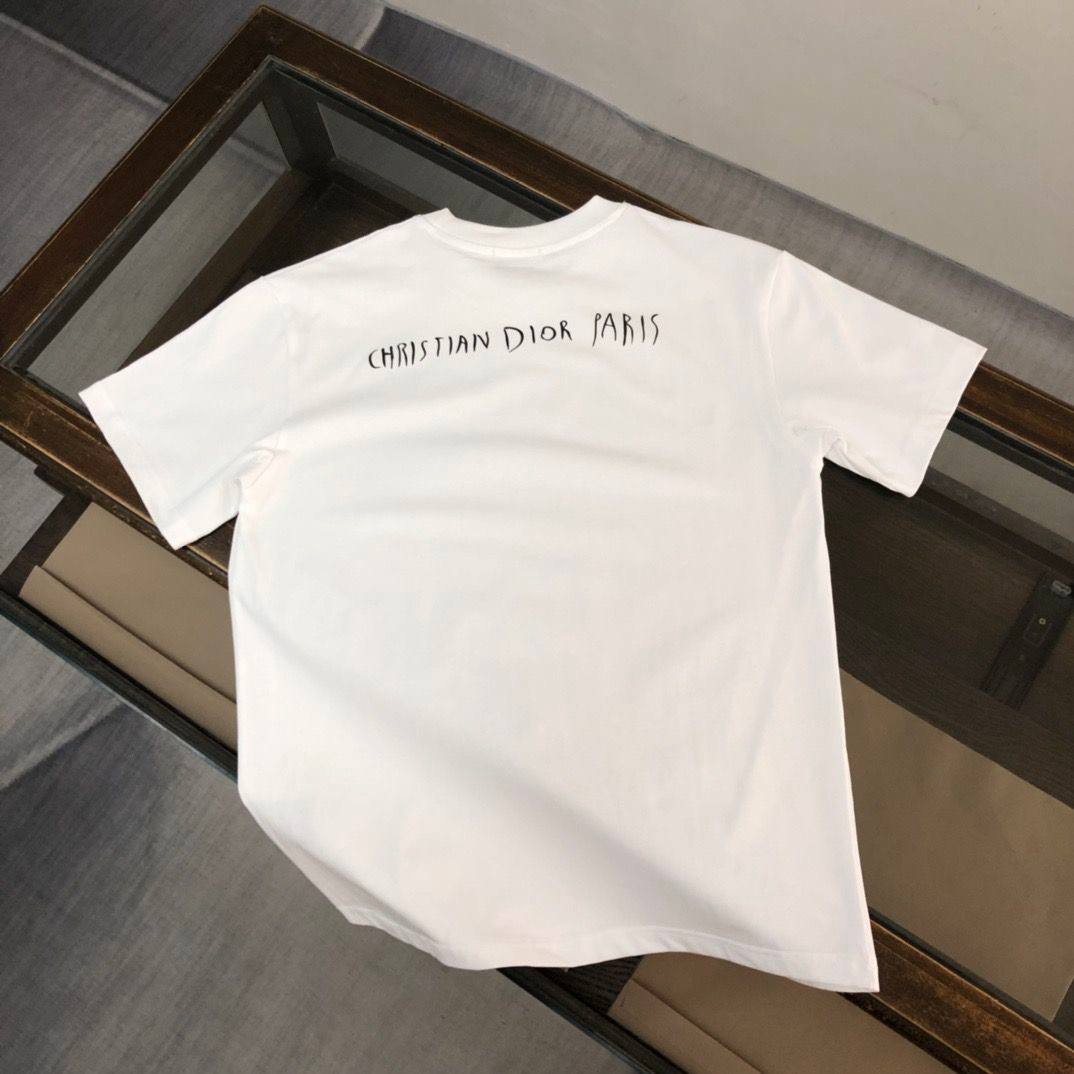 DIOR T-SHIRT