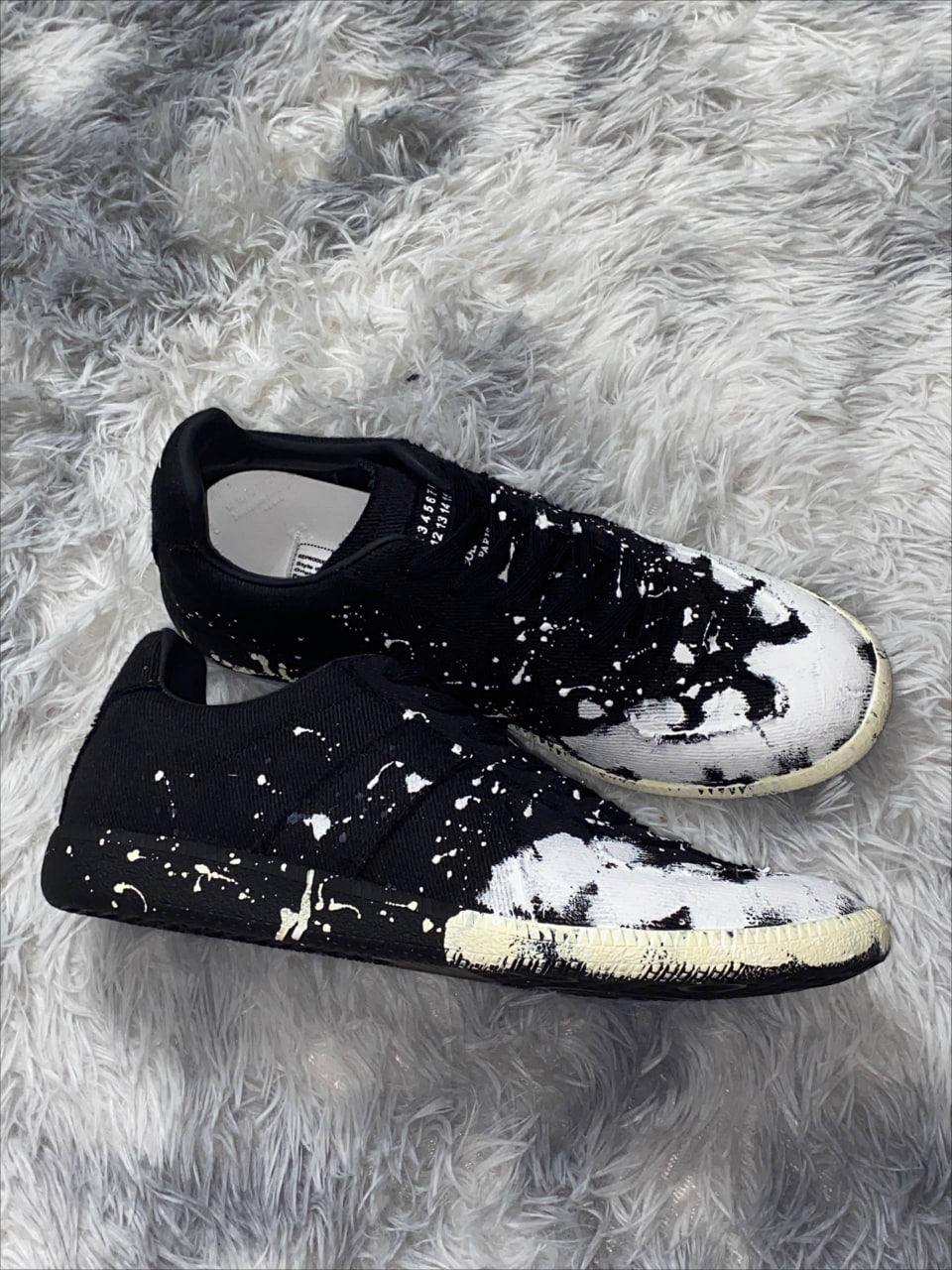 MAISON MARGIELA REPLICA PAINT BLACK WHITE SNEAKERS