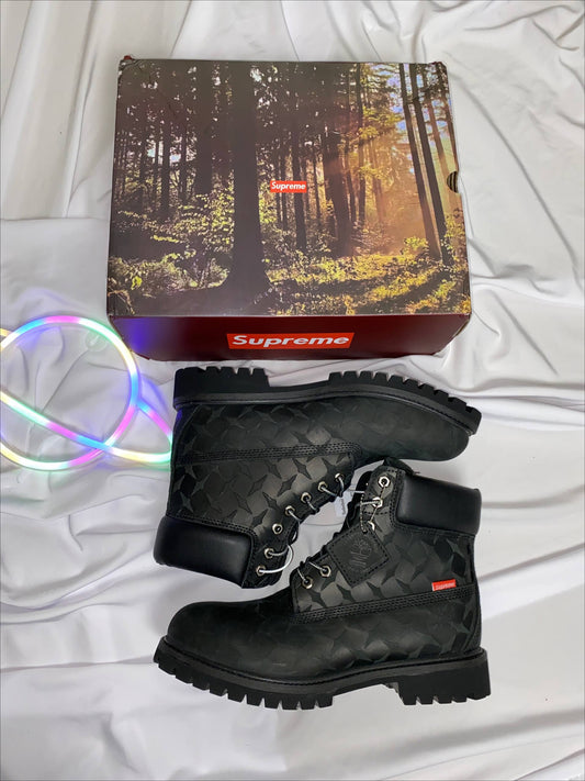 TIMBERLAND X SUPREME 6-INCH PREMIUM WATERPOOF BOOT SNEAKERS