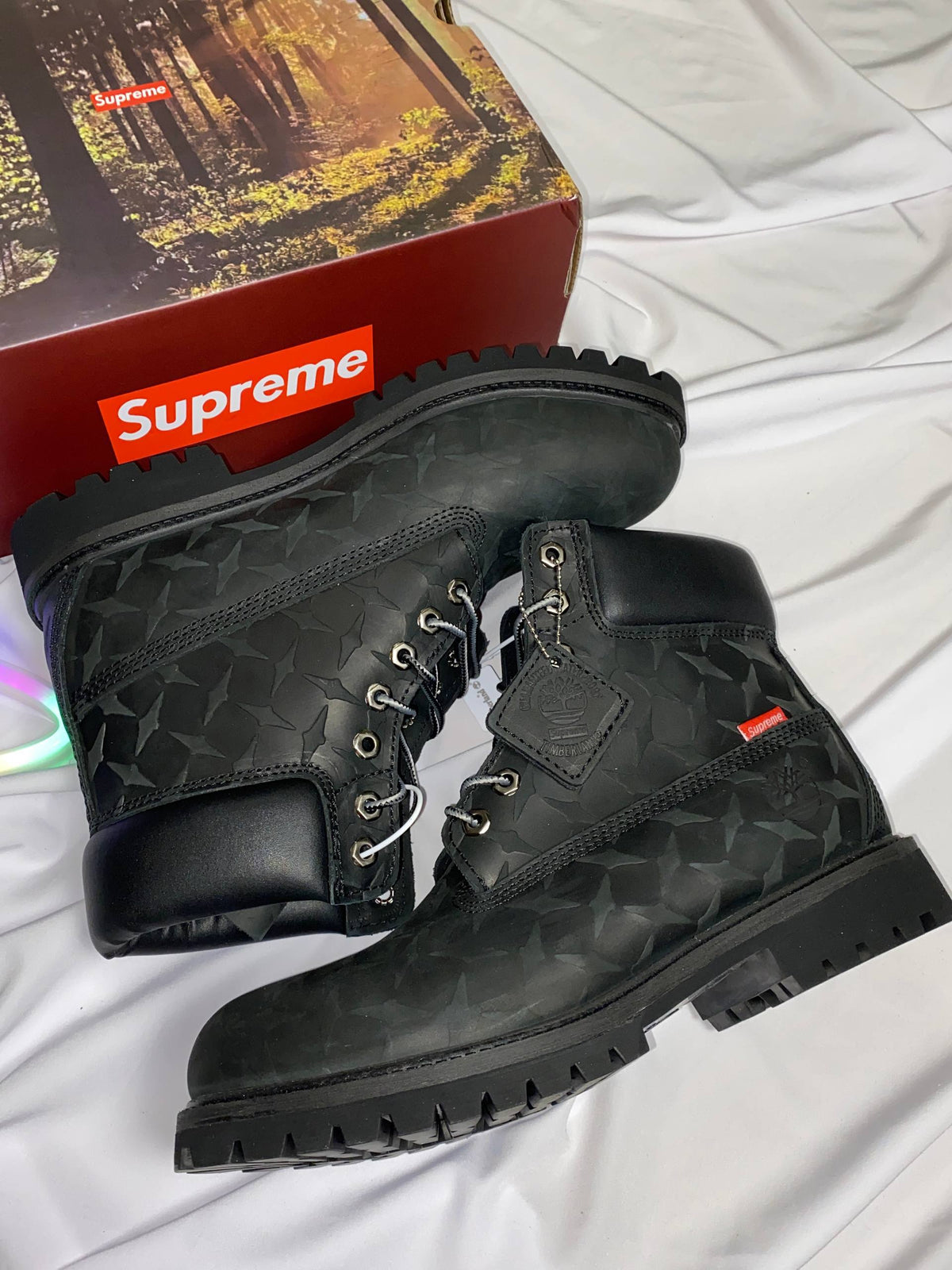 TIMBERLAND X SUPREME 6-INCH PREMIUM WATERPOOF BOOT SNEAKERS
