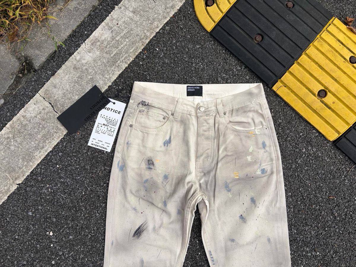 ENFANTS RICHES DEPRIMES ERD WHITE JEANS