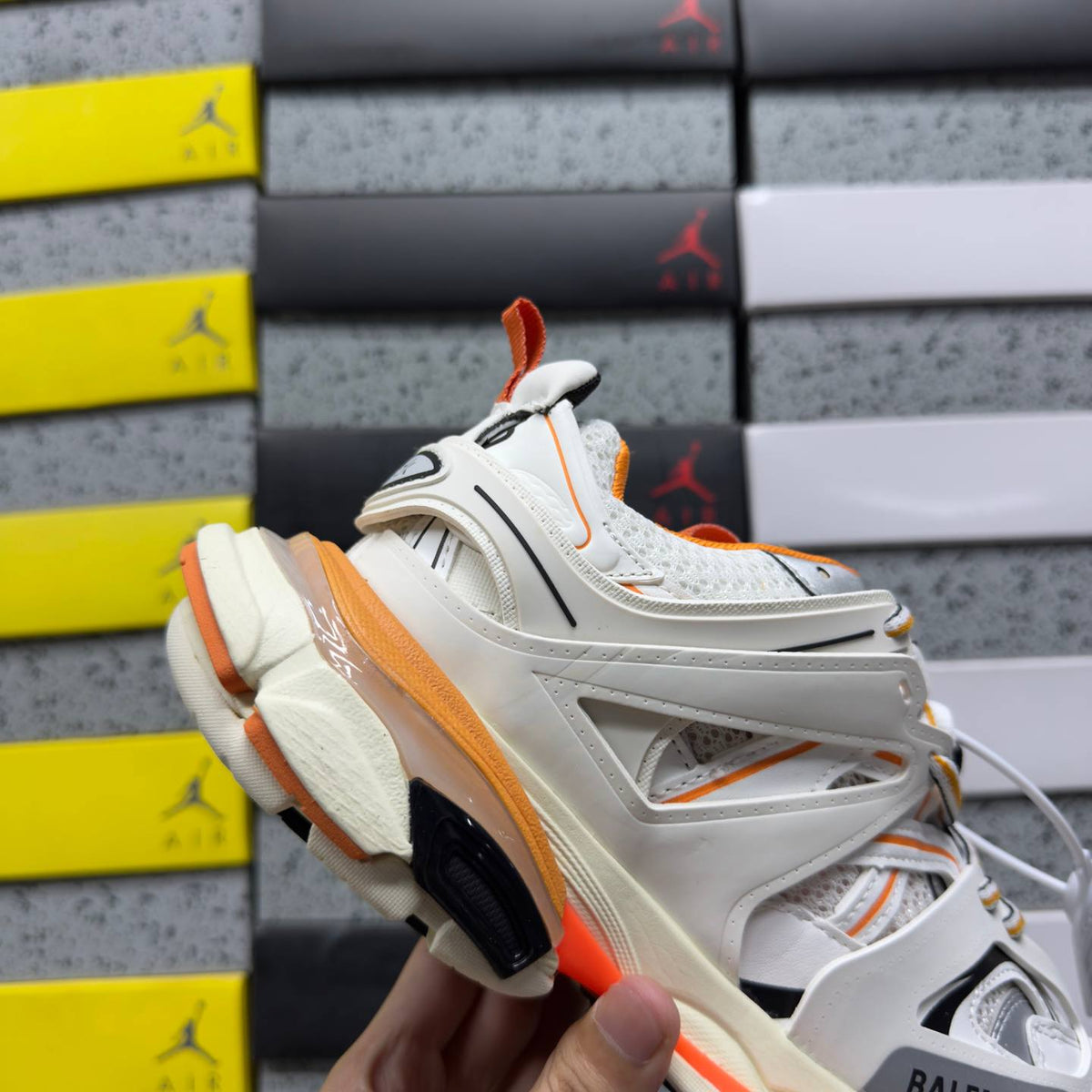BALENCIAGA TRACK 1.0 WHITE SNEAKERS