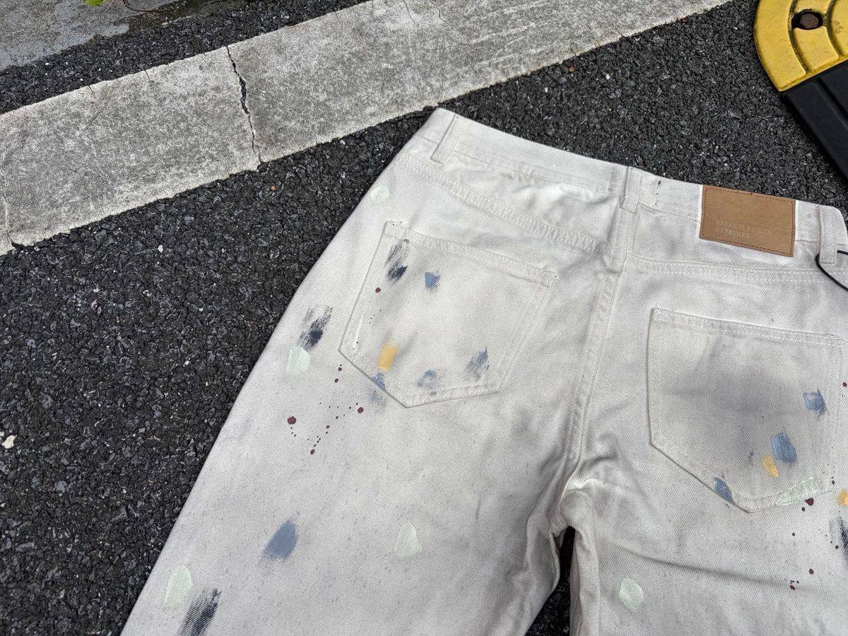ENFANTS RICHES DEPRIMES ERD WHITE JEANS